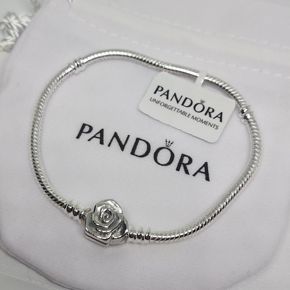 New Pandora Moments Rose In Bloom Claps Snake Chain Bracelet Size 7.5 Inches - Picture 3 of 4